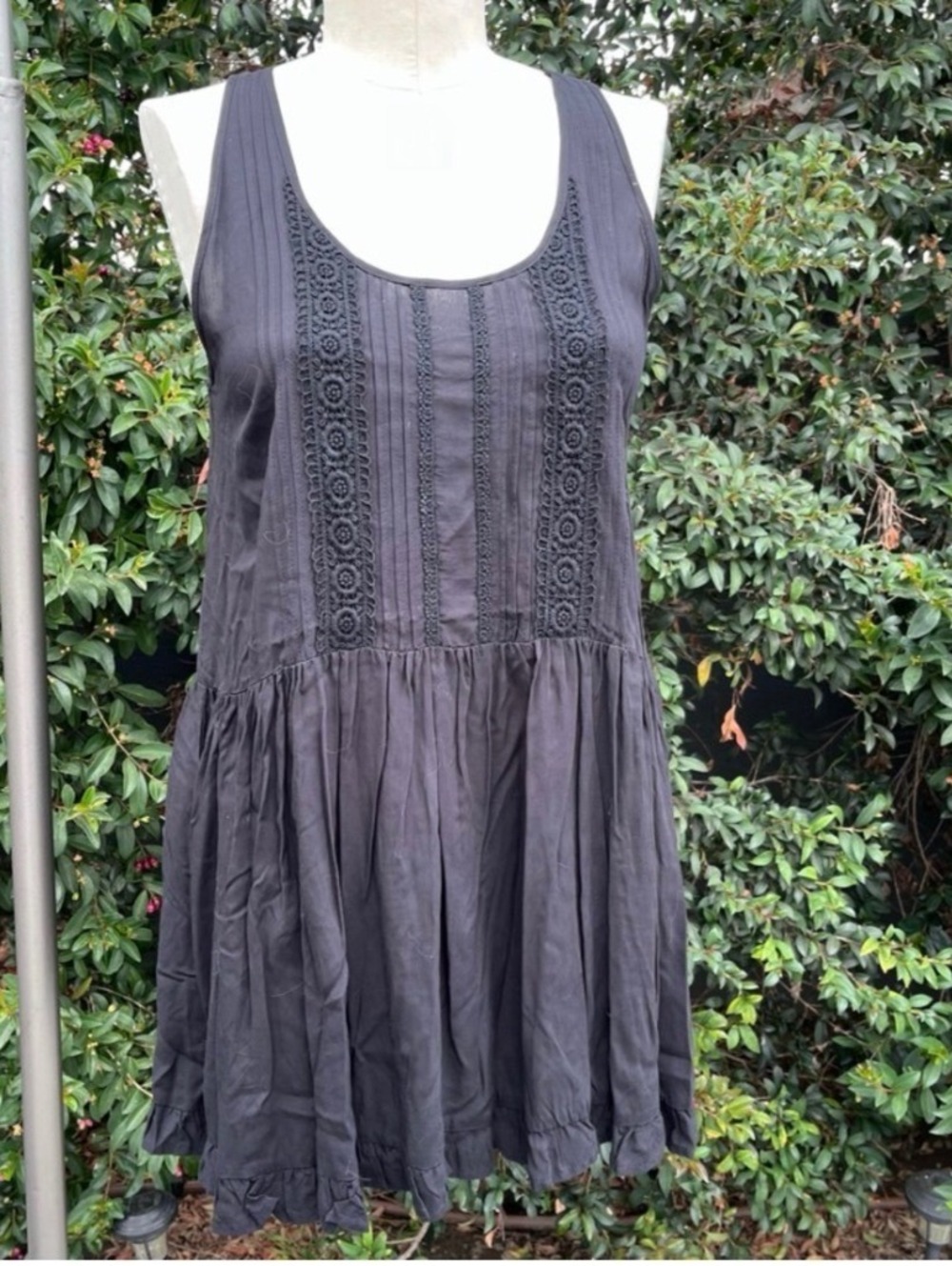 Black Boho Babydoll Tunic Dress Crochet Lace Pintuck Tiered Rayon NWOT Size M